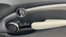 MINI Hatchback 2.0 Cooper S Exclusive 3dr Auto [Comfort Pack] Petrol Hatchback